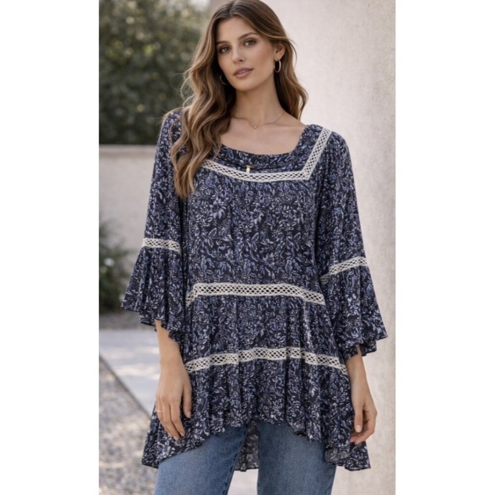Free People Talk About It Bell Sleeve Tunic Top Size Medium Oversized Boho Beach